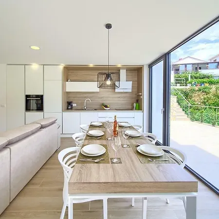 Appartement Celeia Krk Town