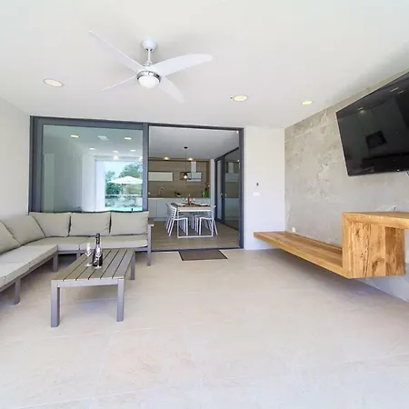 Apartman Celeia Krk Town