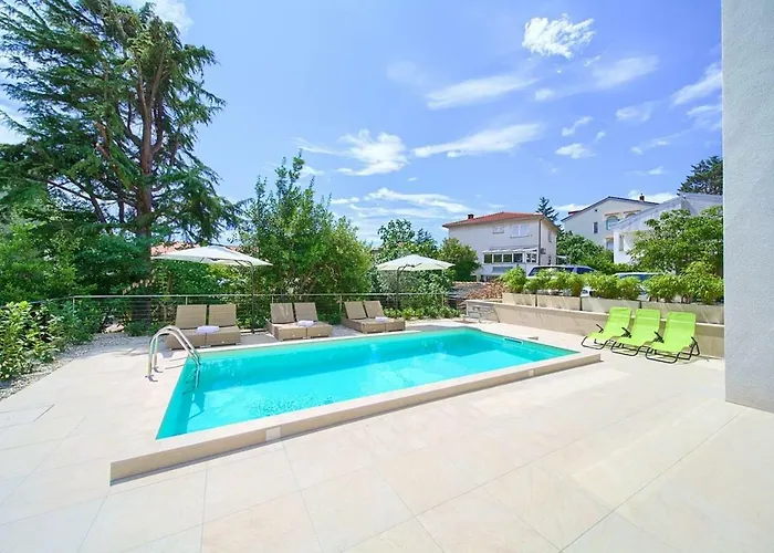 Apartment Celeia Krk Town
