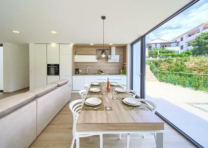 Apartment Celeia Krk Town