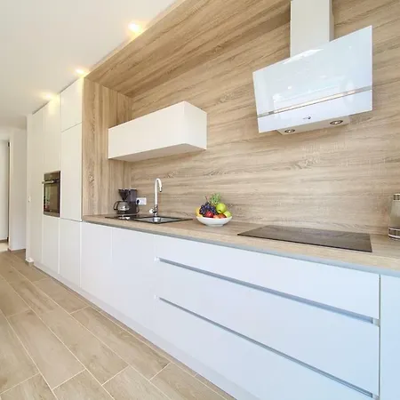 Appartamento Celeia Krk Town